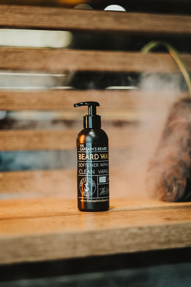 TCBSKU0018 #1. The Captain's Beard Beard Wash 200ml