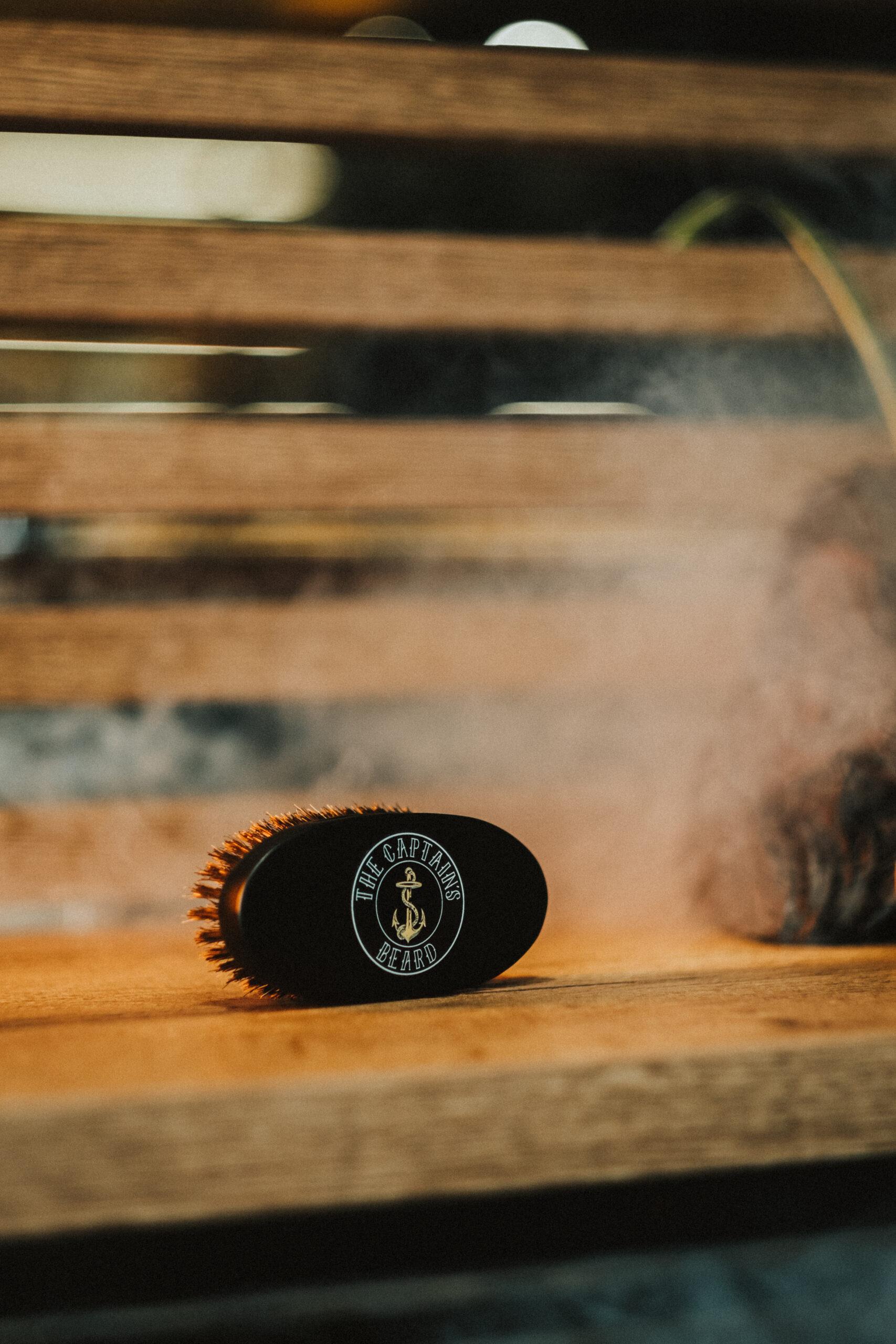 TCBSKU072 #1. The Captain's Beard Premium Military Brush Black Matte 50